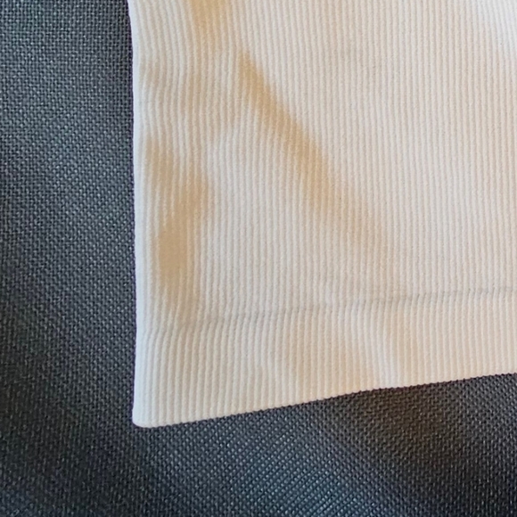 OFFLINE by aerie Ribbed Seamless Strappy Cross Back Cutout Longline Bralette, S - Picture 3 of 11